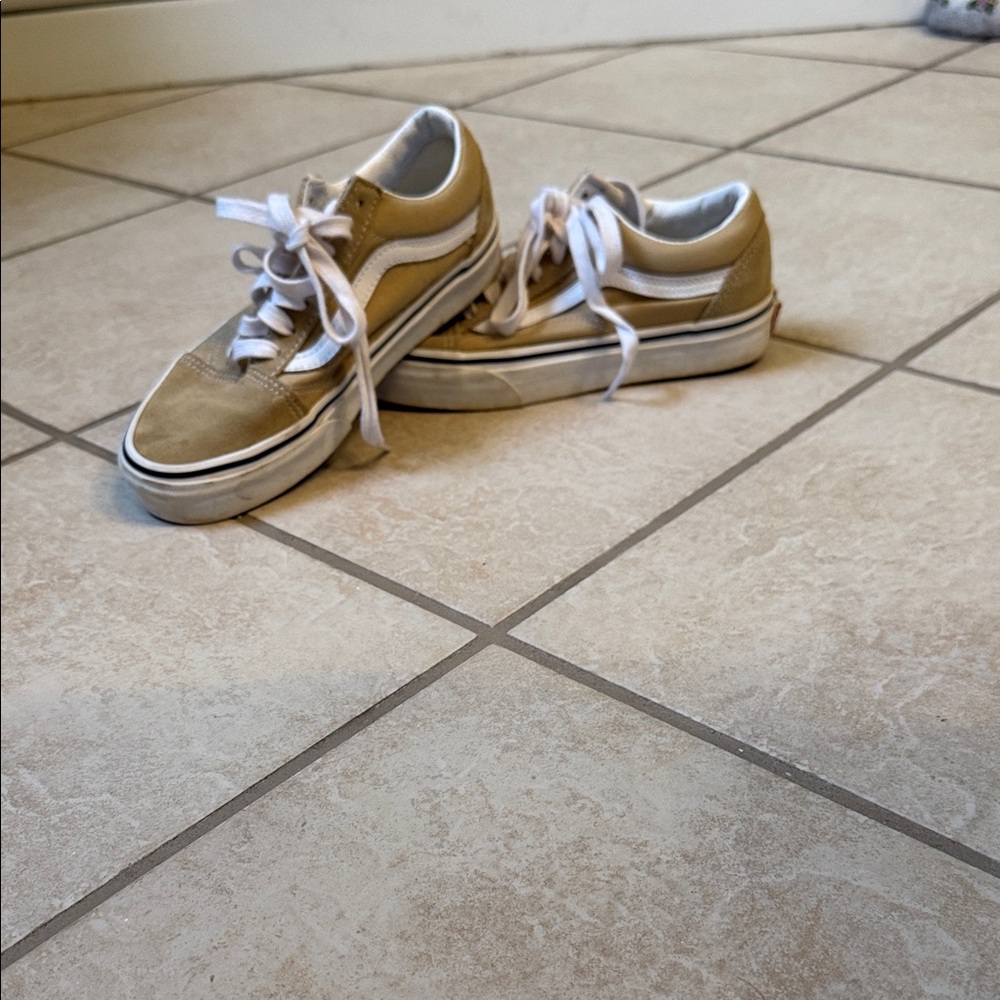 Vans Beige Sneakers
